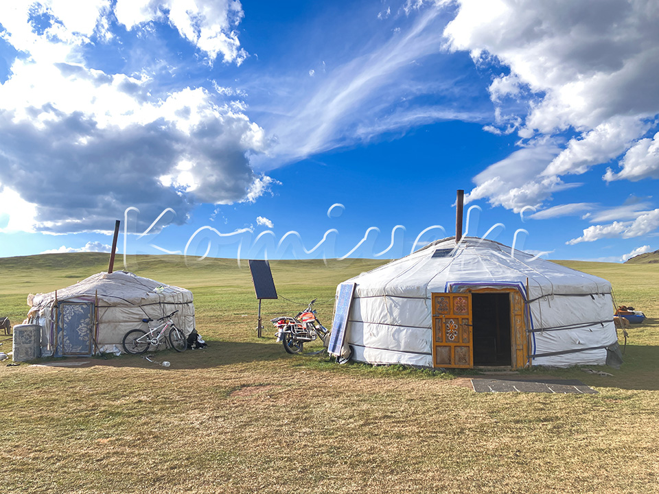 現代遊牧民のゲル／2023年