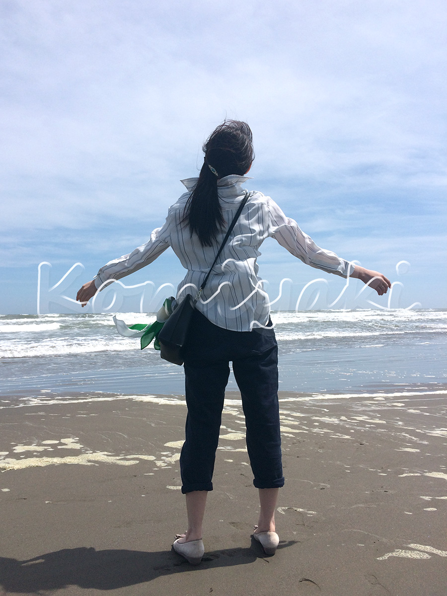 うしろすがた 海辺／2020年